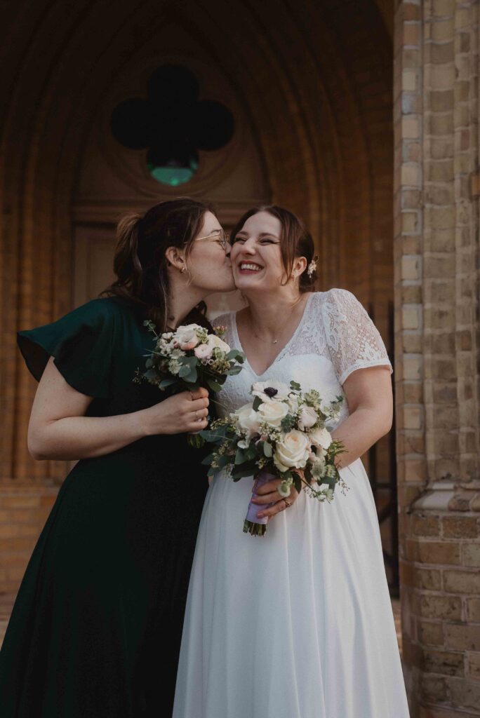 Heiraten in der Alten Neuendorfer Kirche in Potsdam 102