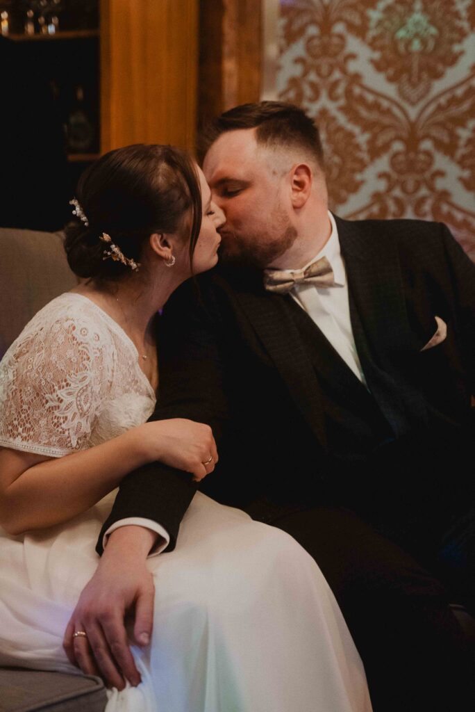Heiraten in der Alten Neuendorfer Kirche in Potsdam 137