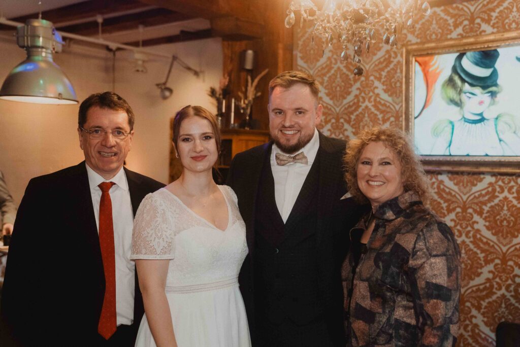Heiraten in der Alten Neuendorfer Kirche in Potsdam 147