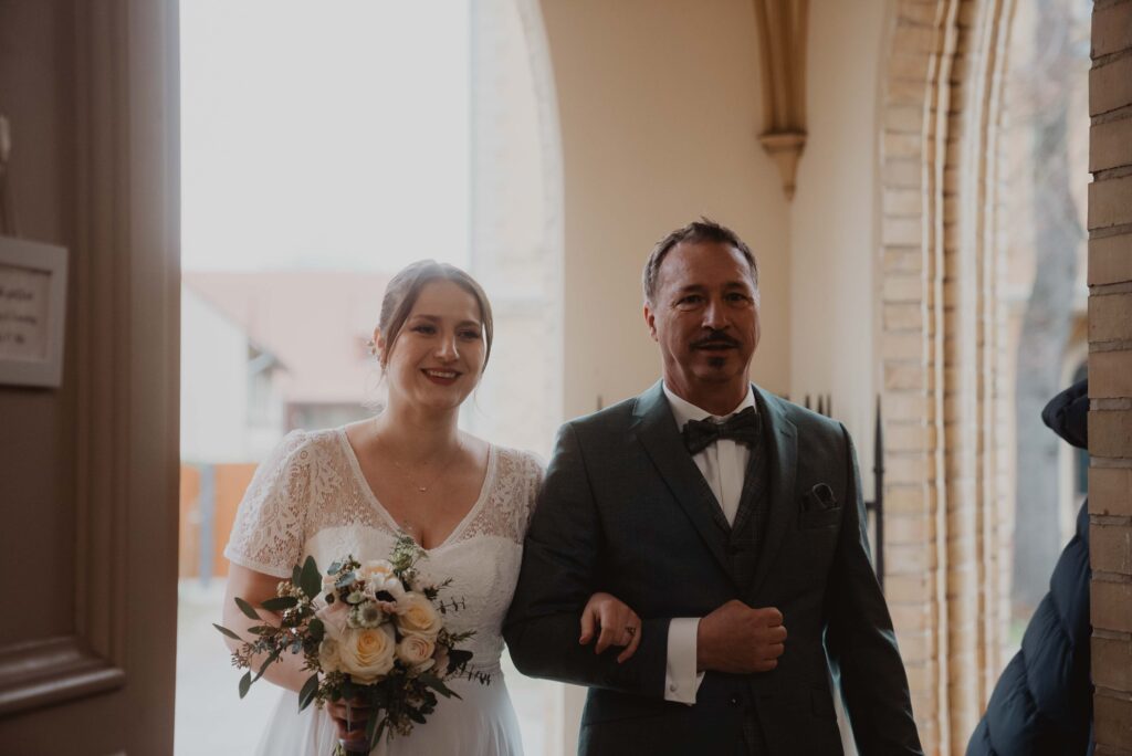 Heiraten in der Alten Neuendorfer Kirche in Potsdam 18