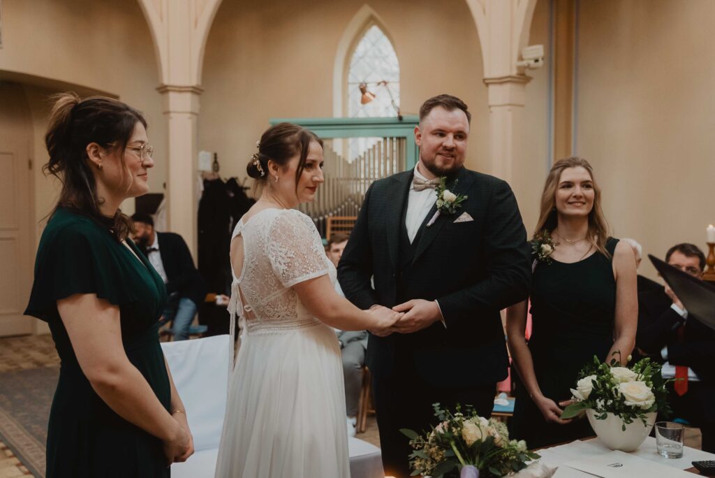 Heiraten in der Alten Neuendorfer Kirche in Potsdam 29
