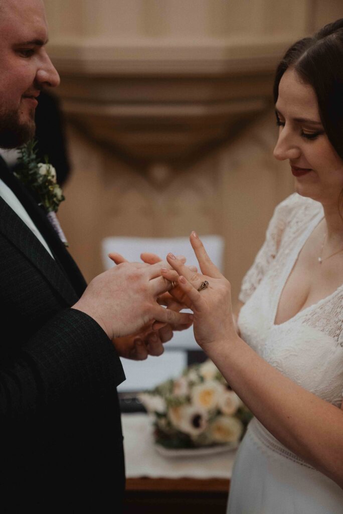 Heiraten in der Alten Neuendorfer Kirche in Potsdam 41