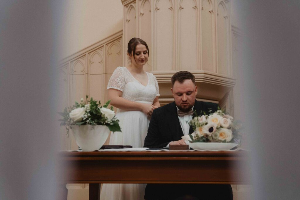 Heiraten in der Alten Neuendorfer Kirche in Potsdam 53