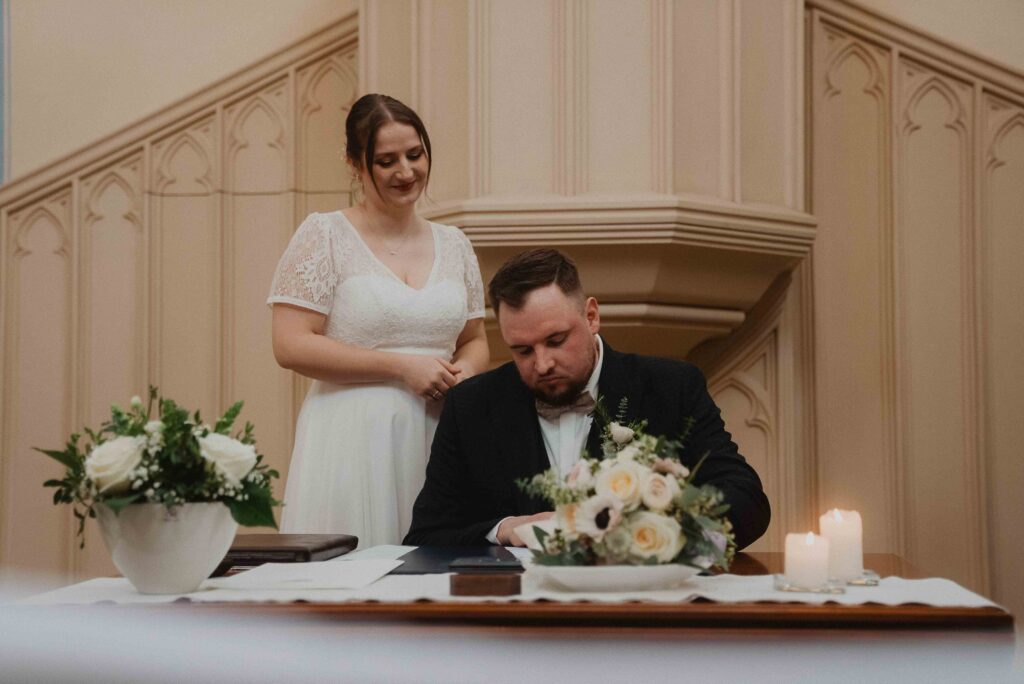 Heiraten in der Alten Neuendorfer Kirche in Potsdam 54
