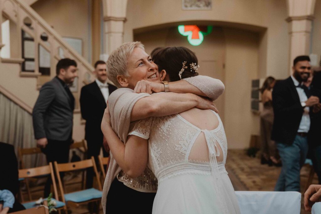 Heiraten in der Alten Neuendorfer Kirche in Potsdam 62
