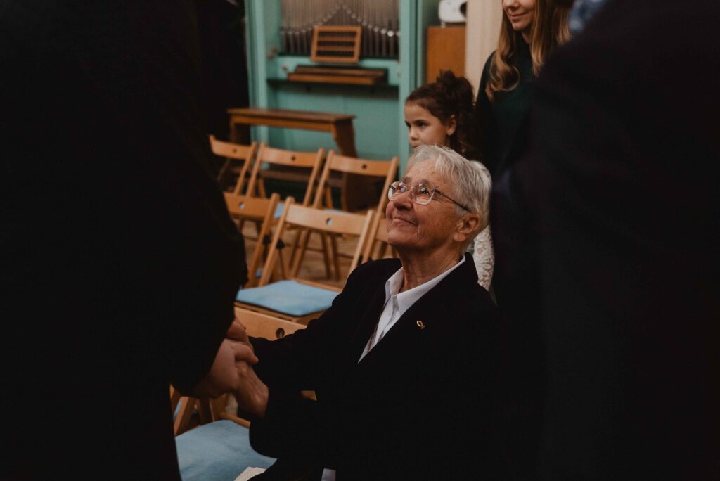 Heiraten in der Alten Neuendorfer Kirche in Potsdam 63