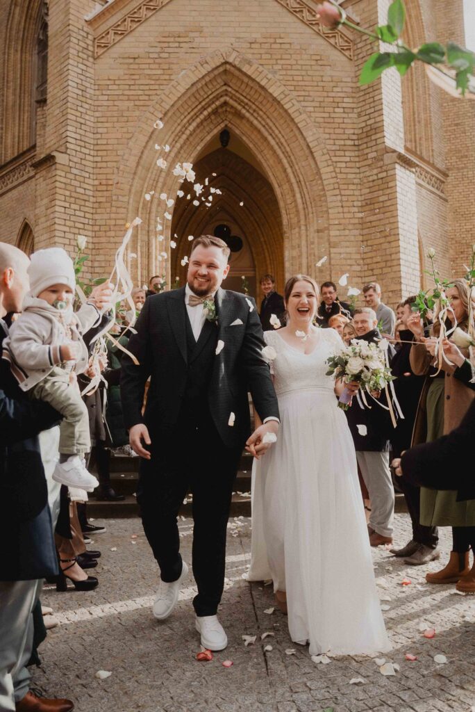 Heiraten in der Alten Neuendorfer Kirche in Potsdam 78