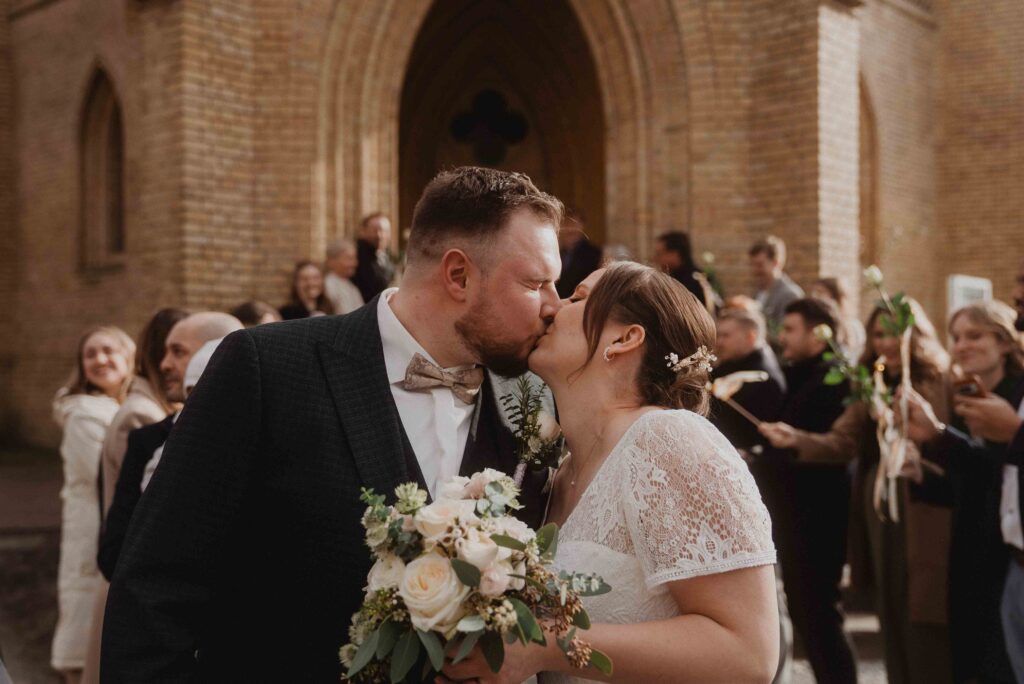 Heiraten in der Alten Neuendorfer Kirche in Potsdam 79