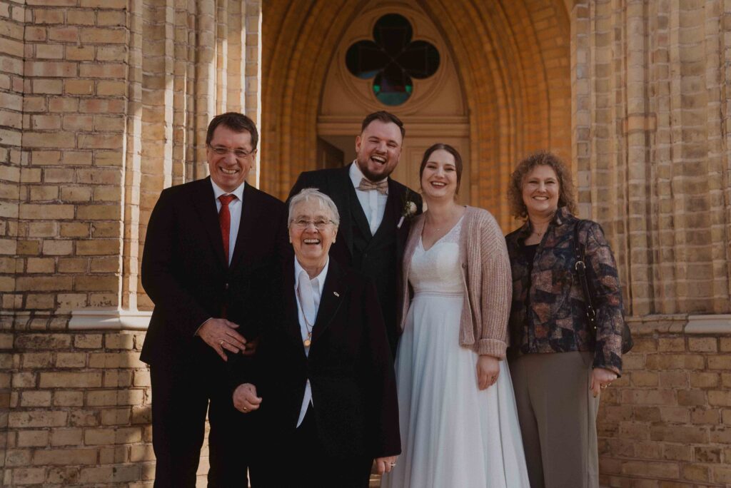 Heiraten in der Alten Neuendorfer Kirche in Potsdam 88