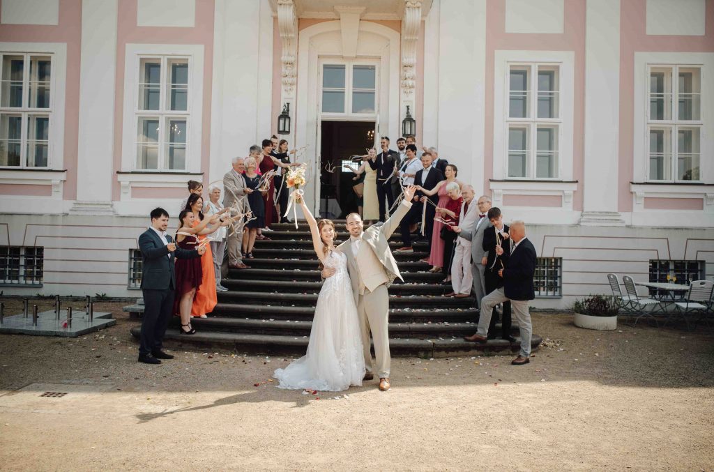 Heiraten im Schloss Friedrichsfelde 200