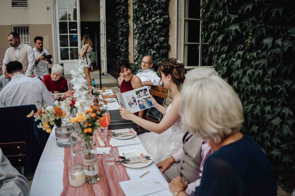 Heiraten im Schloss Friedrichsfelde 301