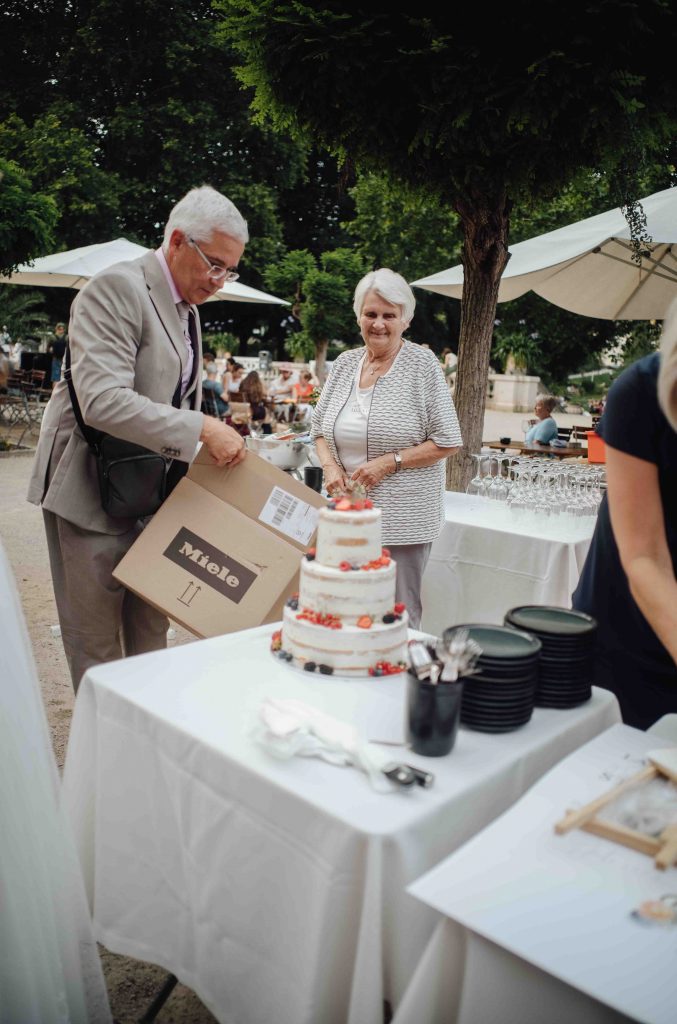 Heiraten im Schloss Friedrichsfelde 370