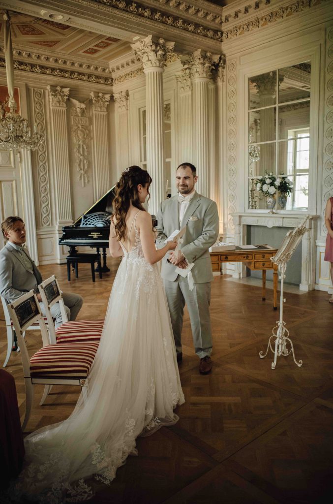 Heiraten im Schloss Friedrichsfelde 98