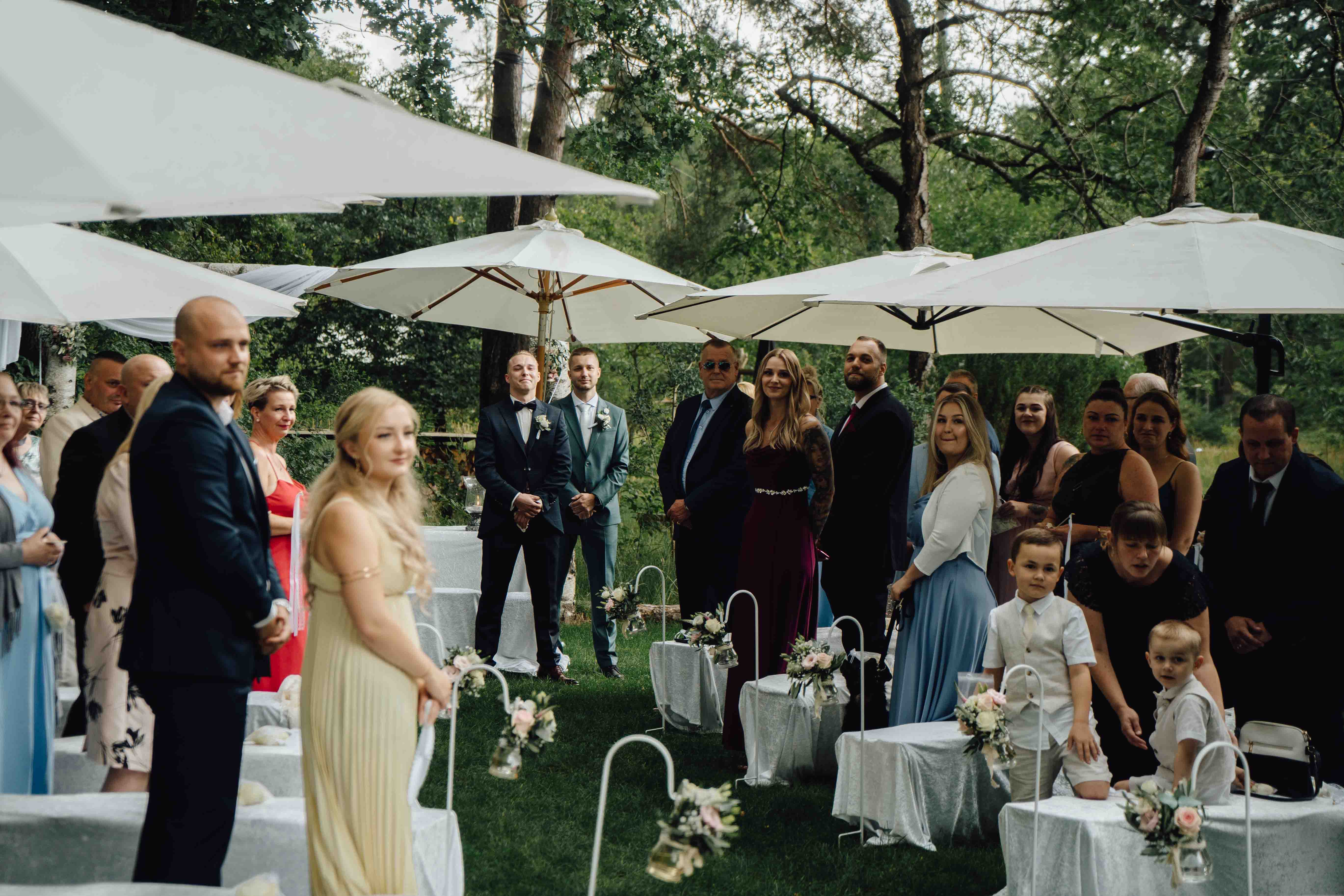 Plan B für die Hochzeit Heiraten trotz Regen 213 Plan B für die Hochzeit Heiraten trotz Regen 213