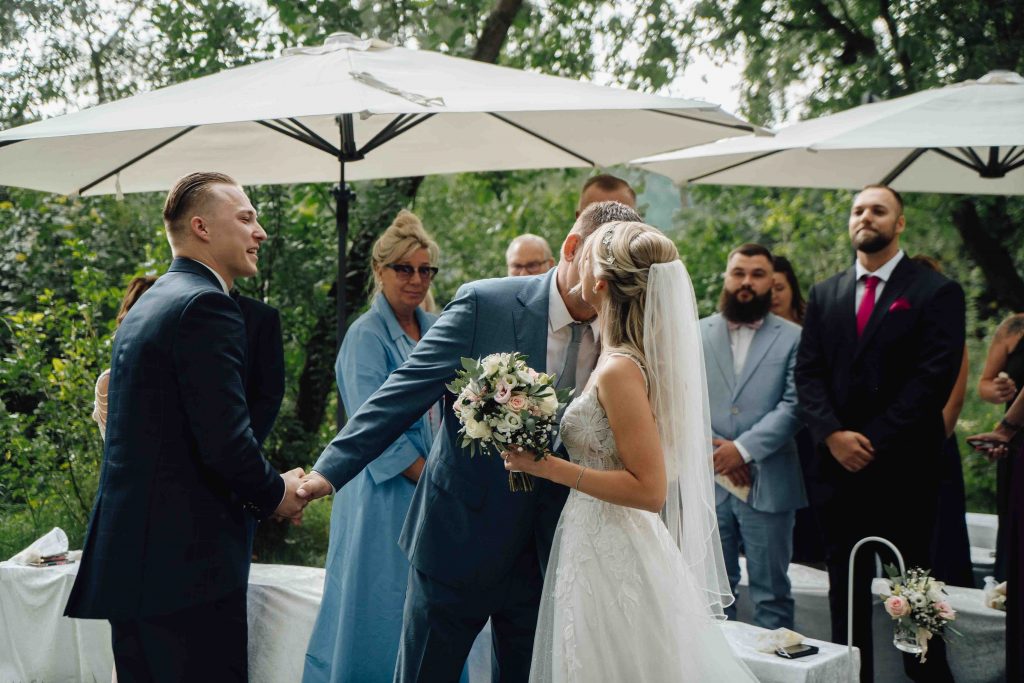 Plan B für die Hochzeit Heiraten trotz Regen 217