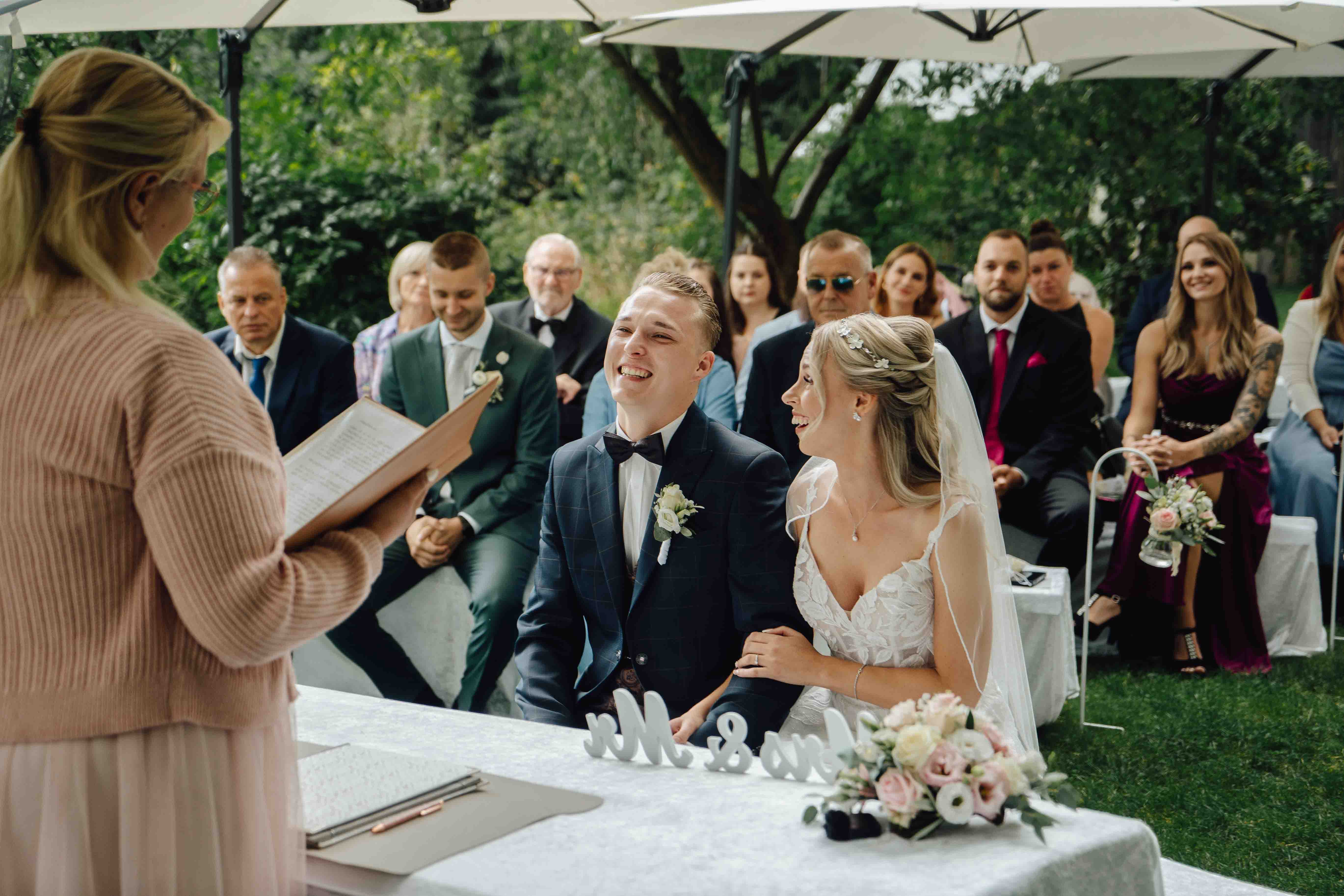 Plan B für die Hochzeit Heiraten trotz Regen 229 Plan B für die Hochzeit Heiraten trotz Regen 229