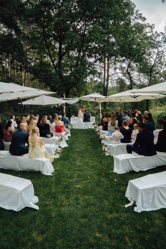 Plan B für die Hochzeit Heiraten trotz Regen 251