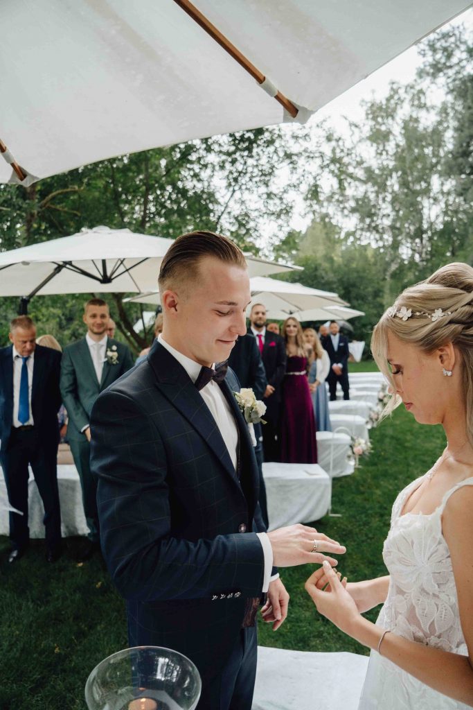 Plan B für die Hochzeit Heiraten trotz Regen 281