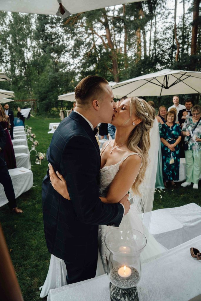 Plan B für die Hochzeit Heiraten trotz Regen 282