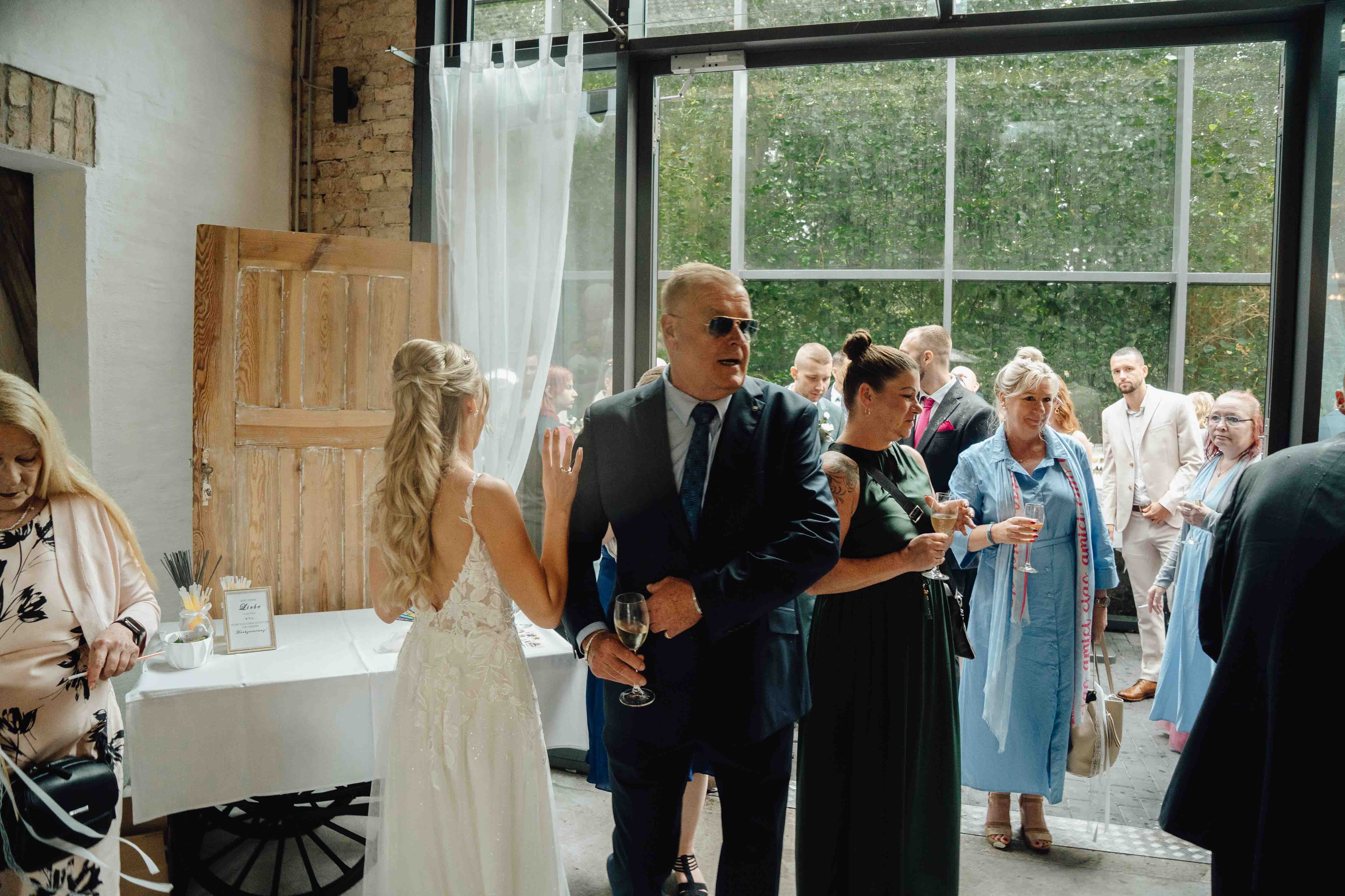 Plan B für die Hochzeit Heiraten trotz Regen 327 Plan B für die Hochzeit Heiraten trotz Regen 327