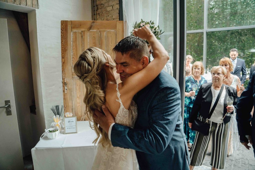 Plan B für die Hochzeit Heiraten trotz Regen 337