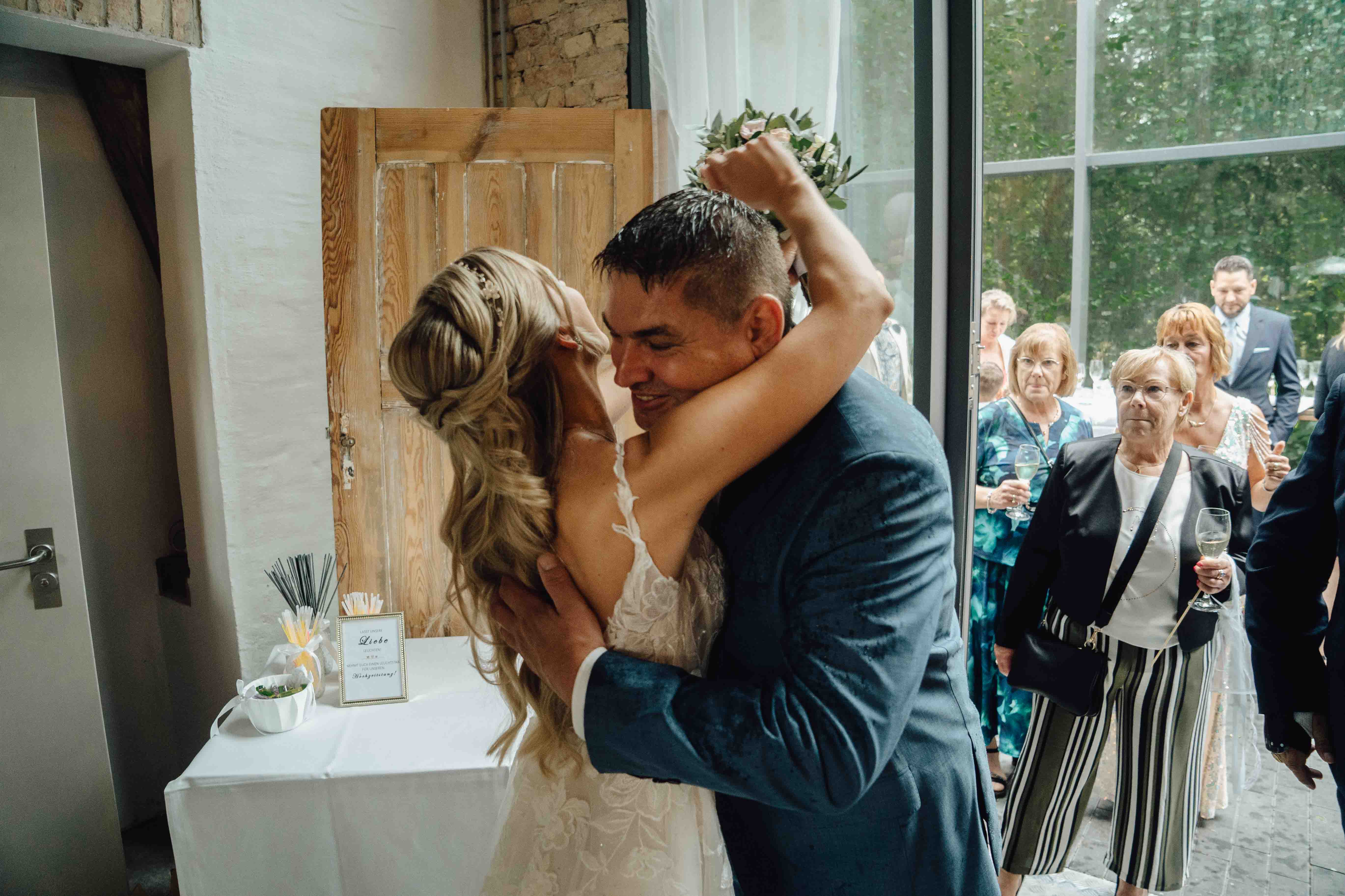 Plan B für die Hochzeit Heiraten trotz Regen 337 Plan B für die Hochzeit Heiraten trotz Regen 337