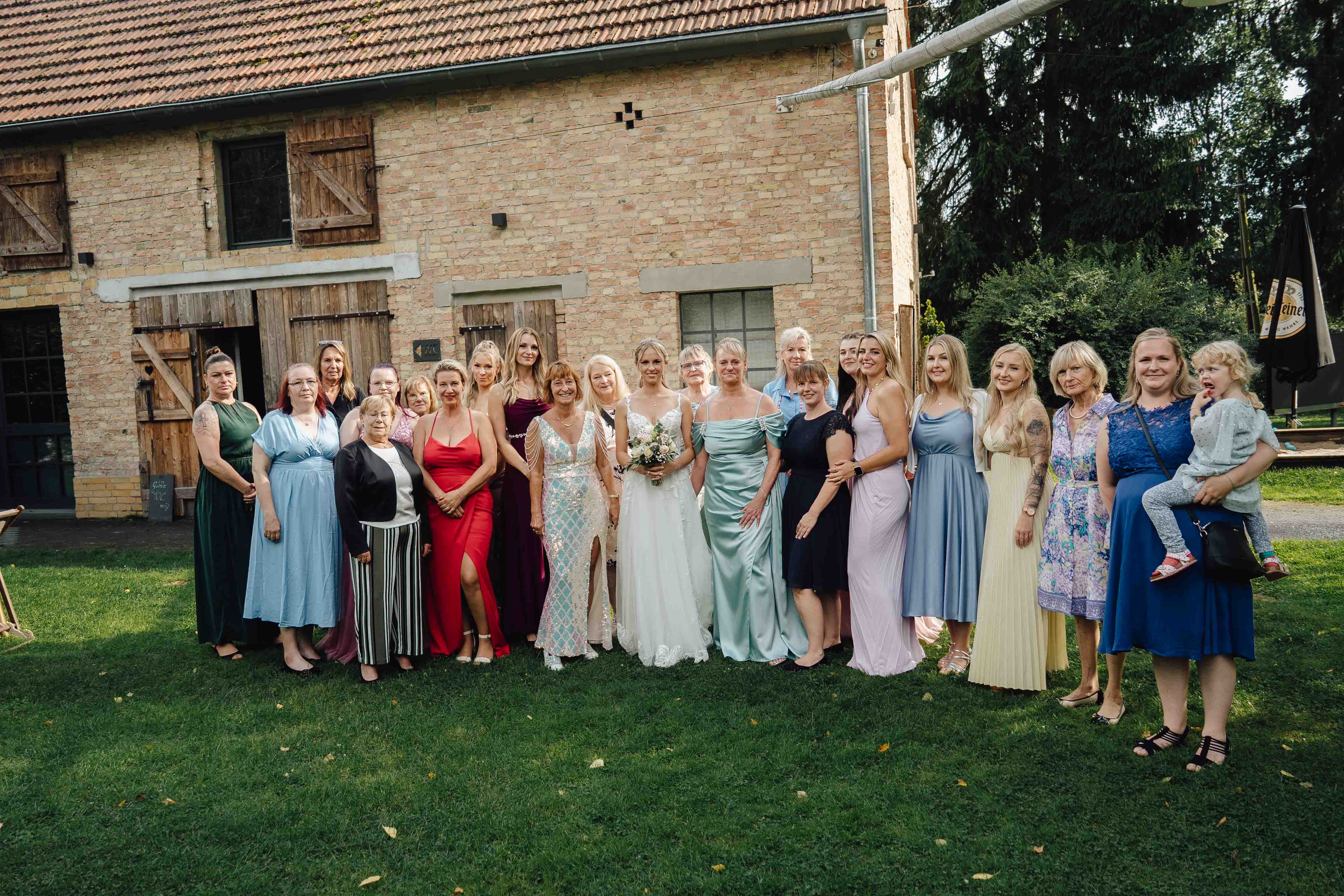 Plan B für die Hochzeit Heiraten trotz Regen 493 Plan B für die Hochzeit Heiraten trotz Regen 493