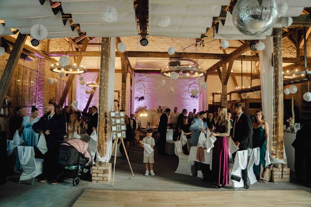 Plan B für die Hochzeit Heiraten trotz Regen 549