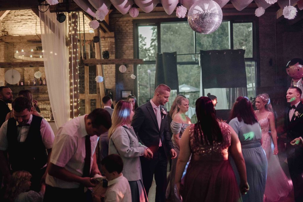 Plan B für die Hochzeit Heiraten trotz Regen 663