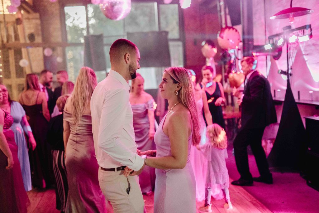 Plan B für die Hochzeit Heiraten trotz Regen 671
