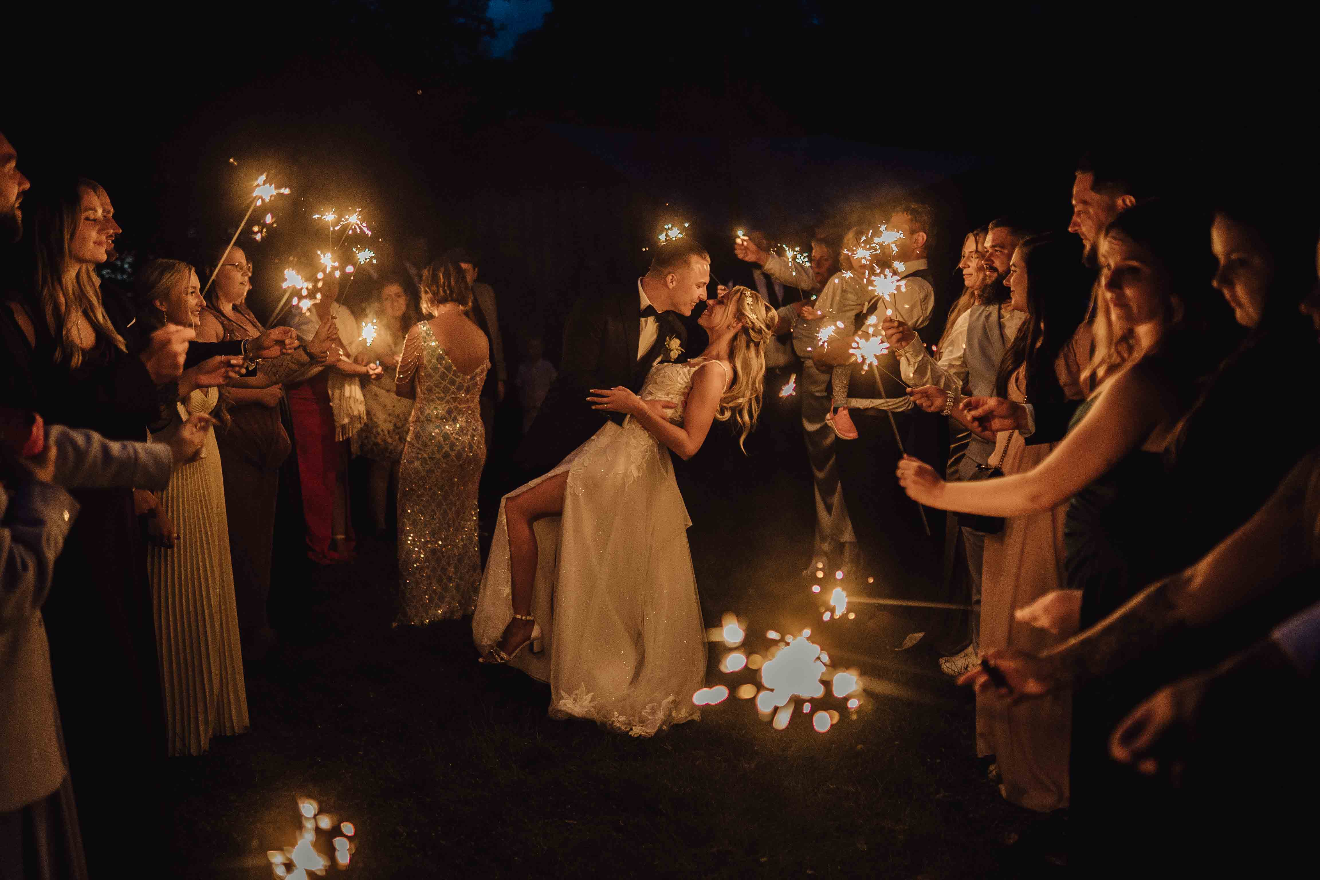 Plan B für die Hochzeit Heiraten trotz Regen 690 Plan B für die Hochzeit Heiraten trotz Regen 690