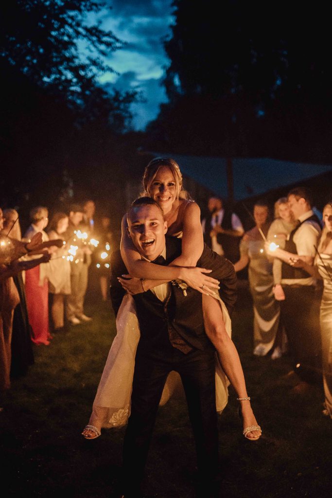 Plan B für die Hochzeit Heiraten trotz Regen 702